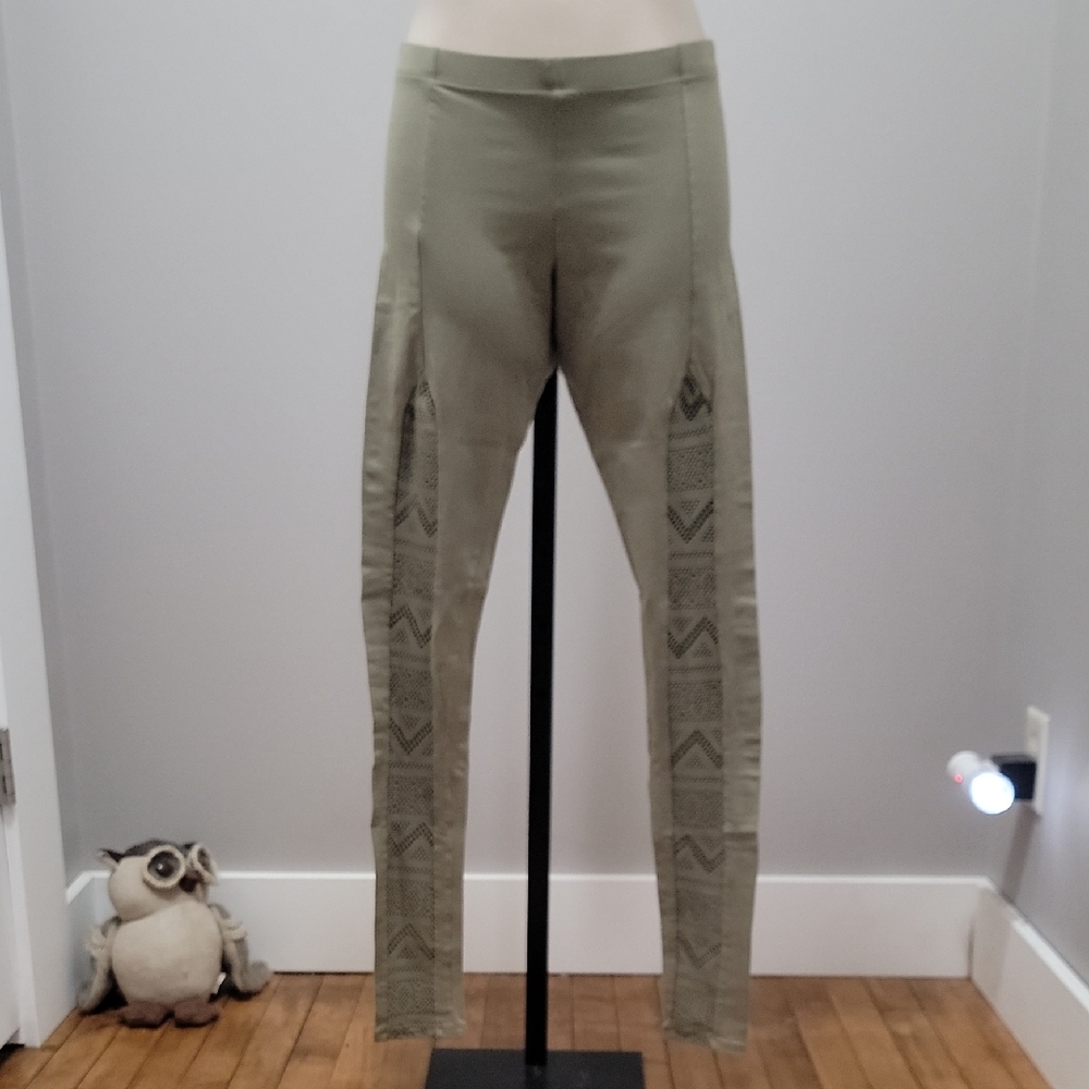 Victorias Secret Front Lace Inset Legging - Olive Green Sz XS
